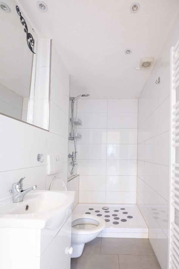 Gäste WC mit Dusche