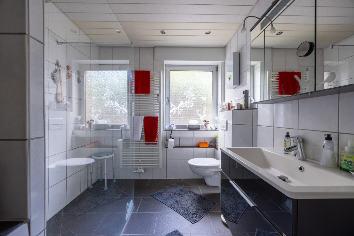 Badezimmer EG