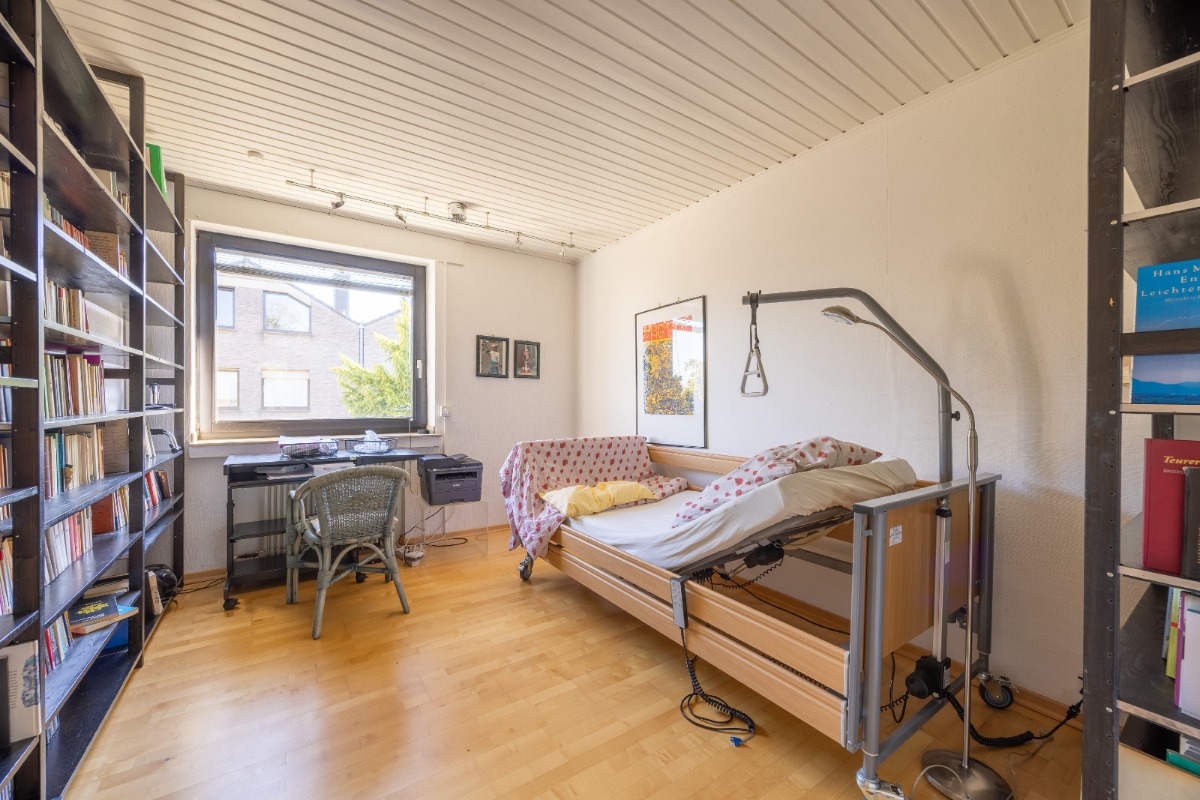 1.OG Arbeits-Kinderzimmer Gartenseite