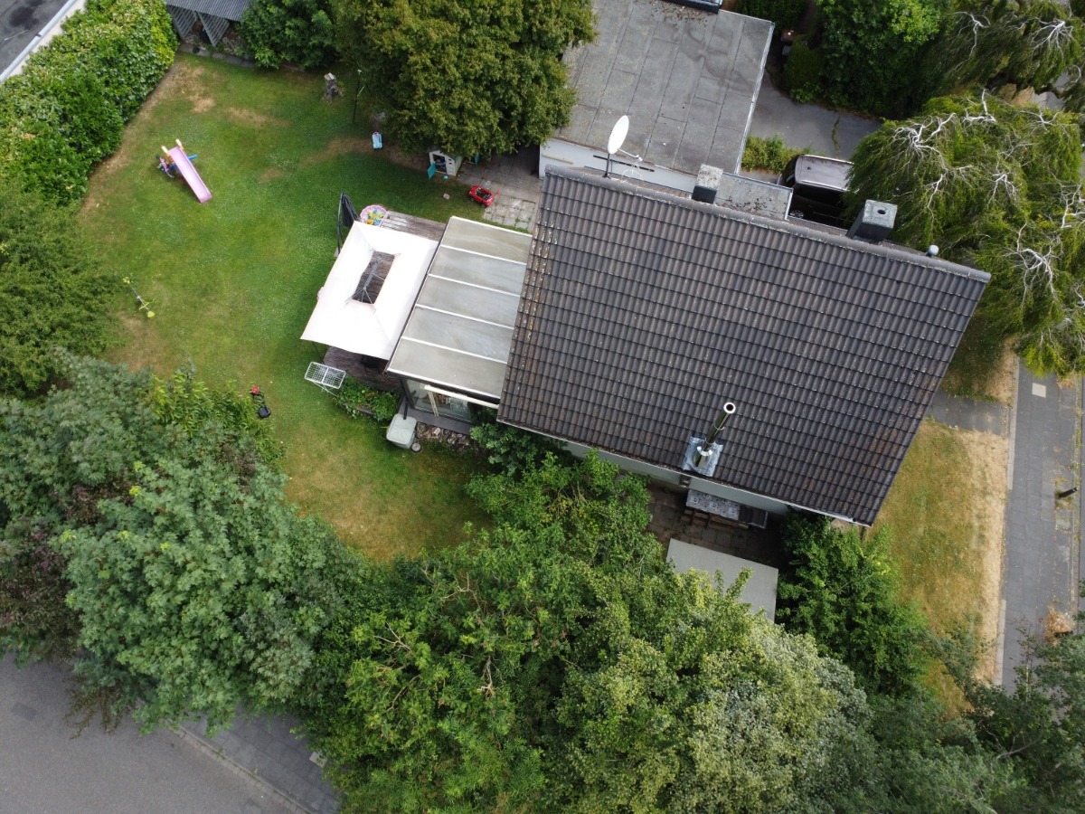 Eckgrundstück mit Entwicklungspotenzial pos. Bauvoranfrage für 5-6 Wohneinheiten in Frechen Mitte