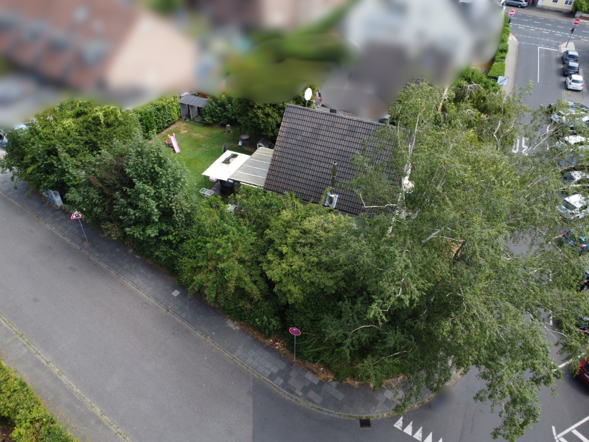 Eckgrundstück mit Entwicklungspotenzial pos. Bauvoranfrage für 5-6 Wohneinheiten in Frechen Mitte