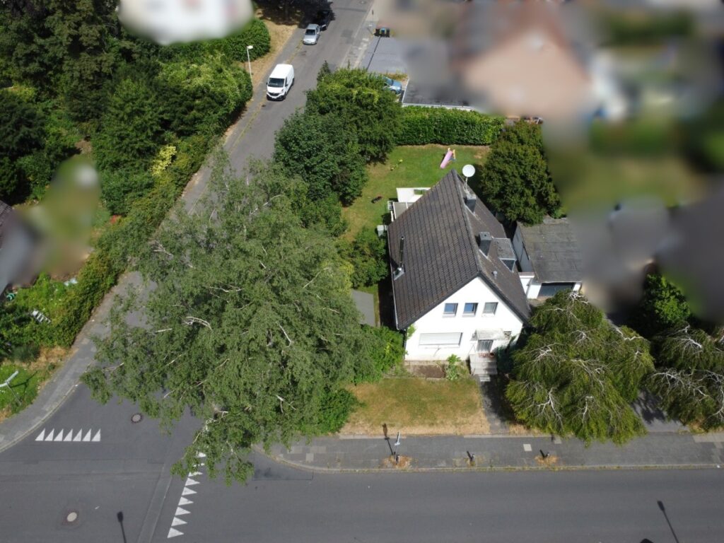 Grundstück mit Entwicklungspotenzial positive Bauvoranfrage für 5-6 Wohneinheiten in Frechen Mitte